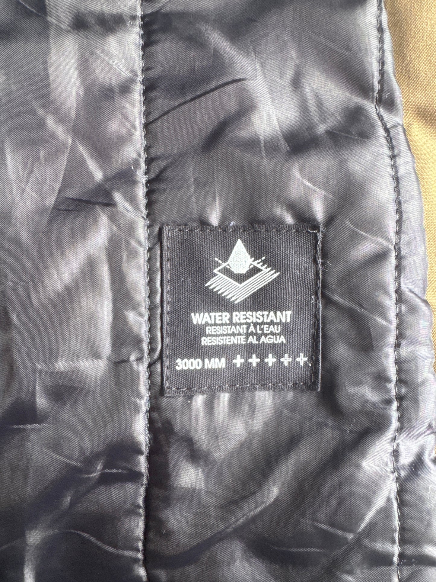 Parka couleur kaki XS 4 poches