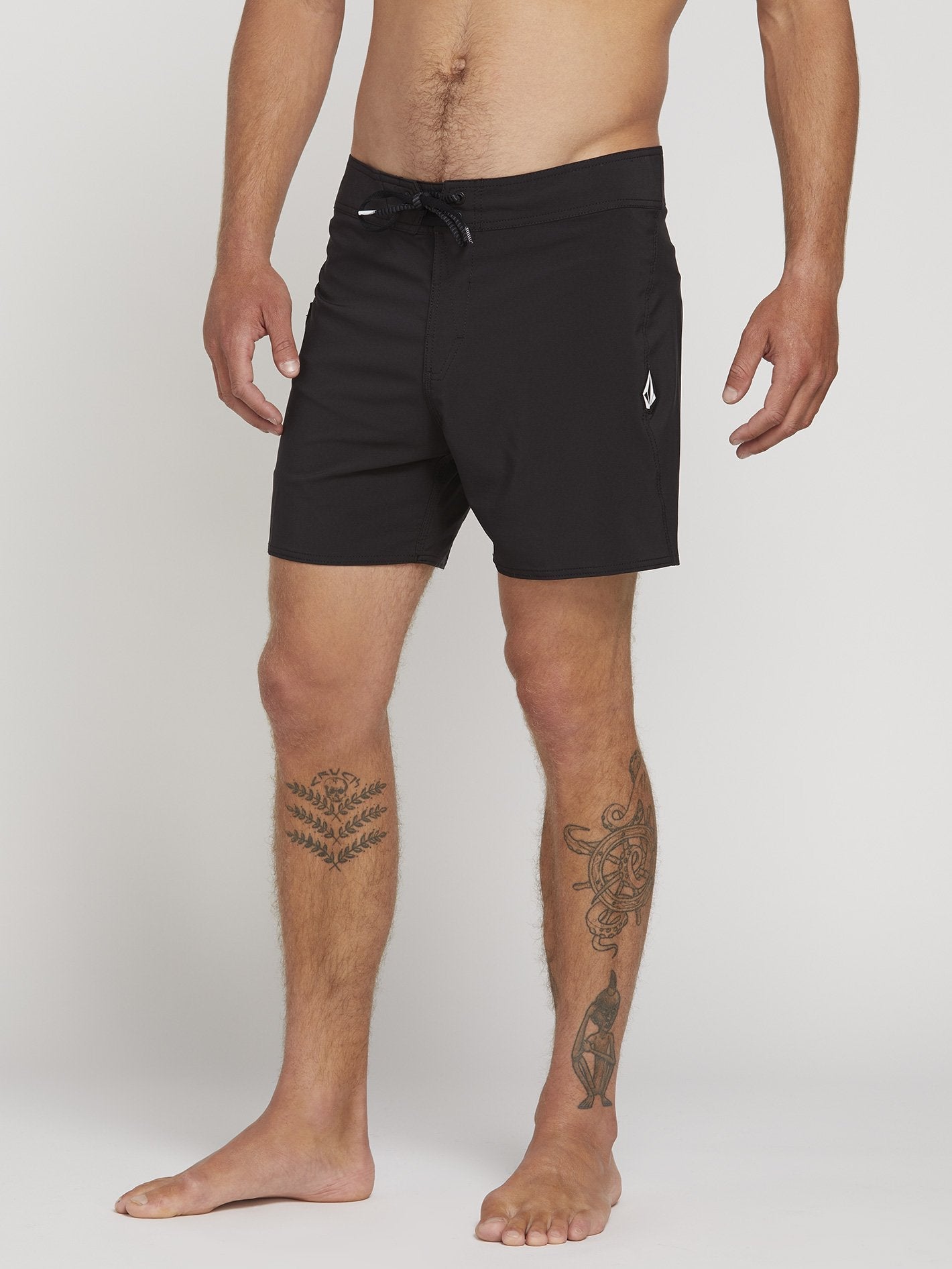 Lido Solid Mod 16" Boardshorts - Schwarz
