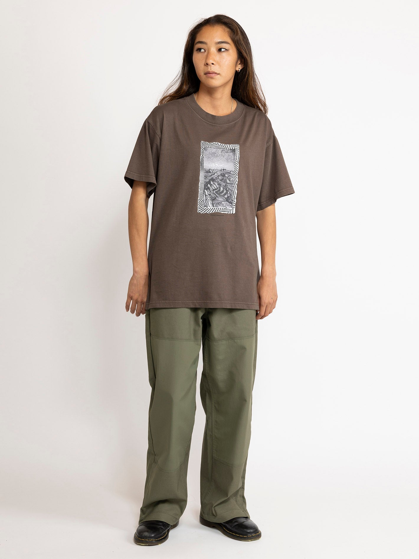 Iguchi Valley T-Shirt - DUNKLE ERDE