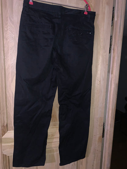 Schwarze Hose