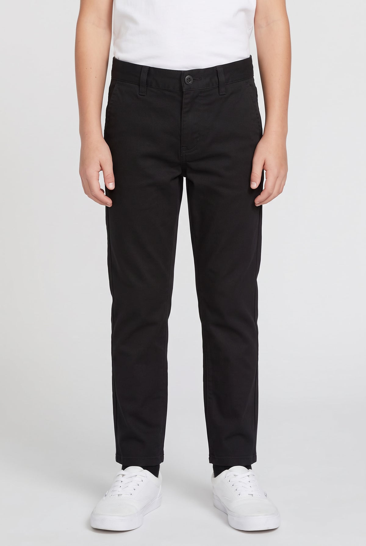 Neue schwarze Volcom-Chinohose mit Etikett