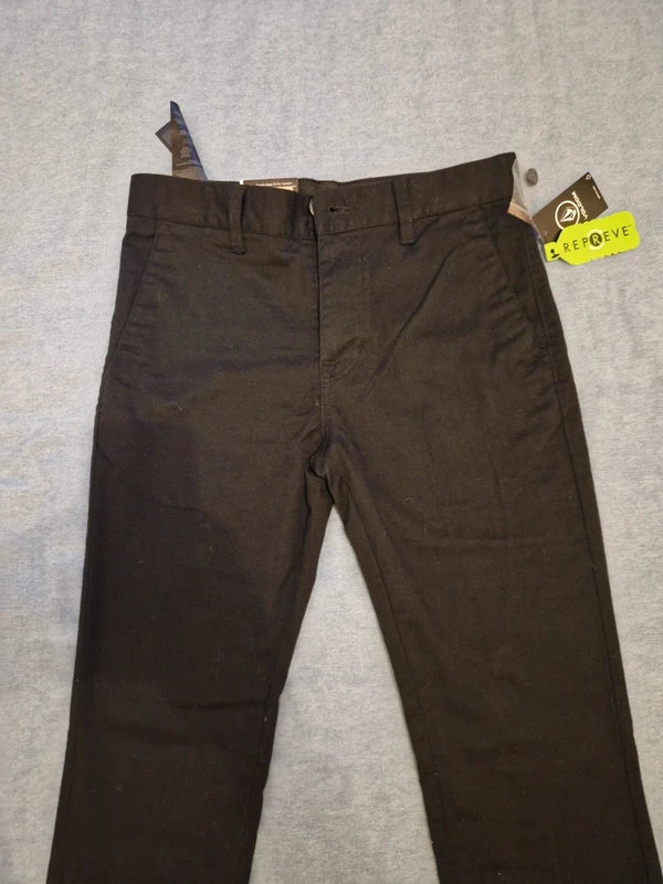 Neue schwarze Volcom-Chinohose mit Etikett
