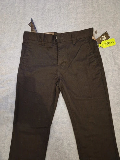 Neue schwarze Volcom-Chinohose mit Etikett