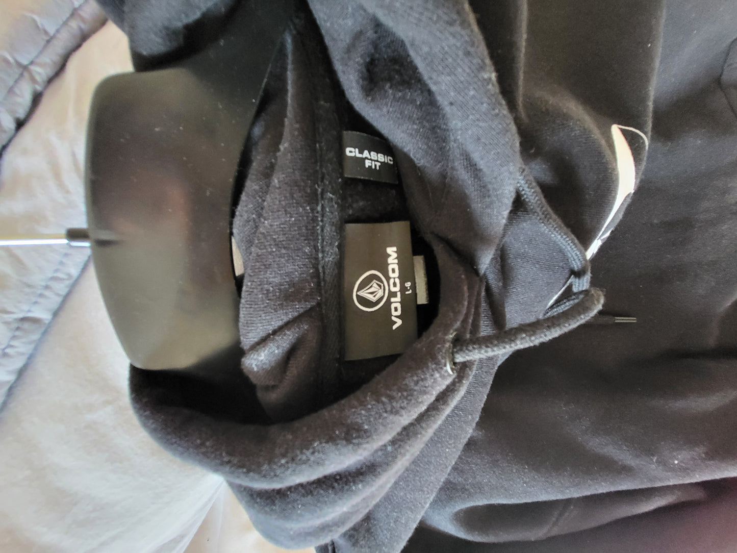 Stone Explorer Kapuzenpullover – Schwarz