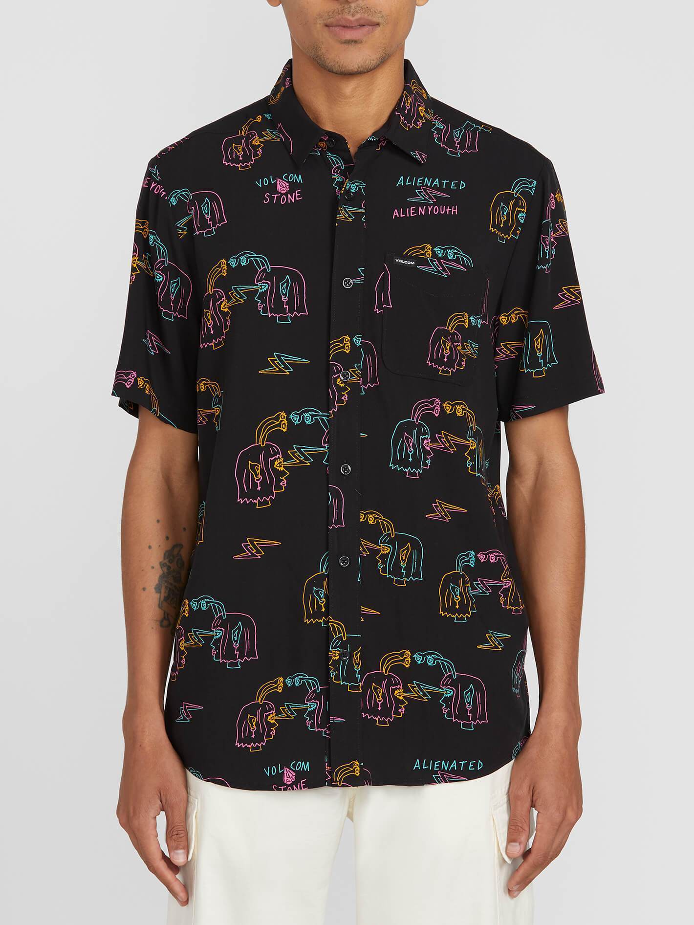 Alienated Shirt - SCHWARZ