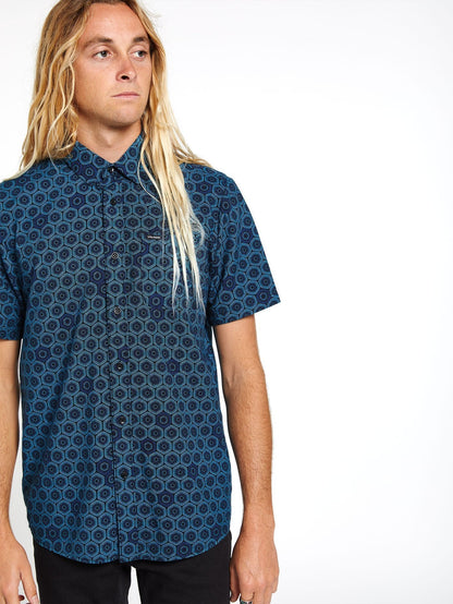 Sun Medallion Shirt - BLACK