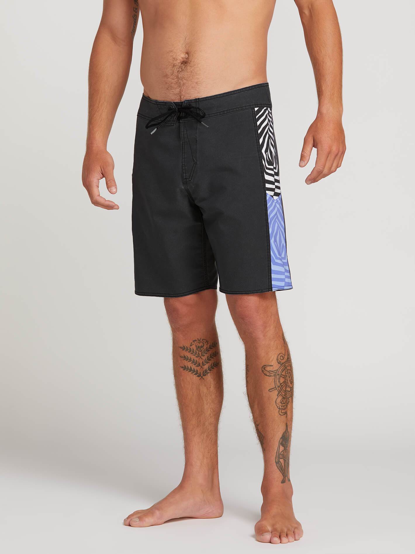 Family Deadly Mod 19" Boardshorts - Schwarz