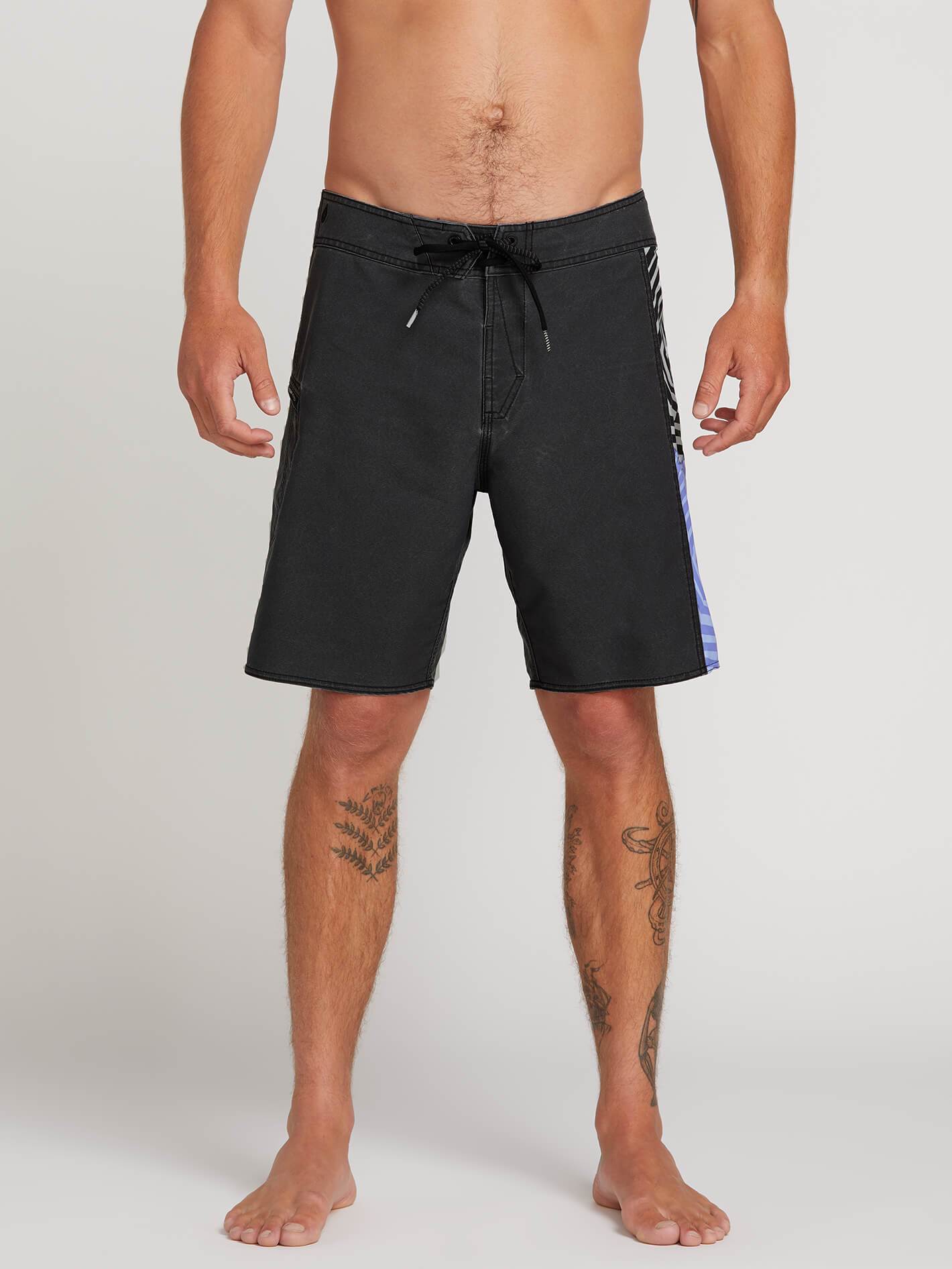Family Deadly Mod 19" Boardshorts - Schwarz