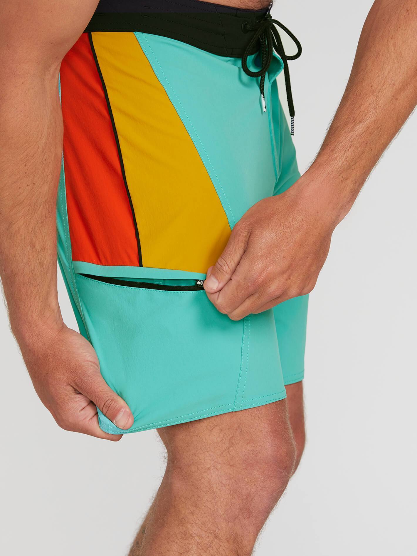 Stained Glss Stny 18" Boardshort - MYSTO GREEN