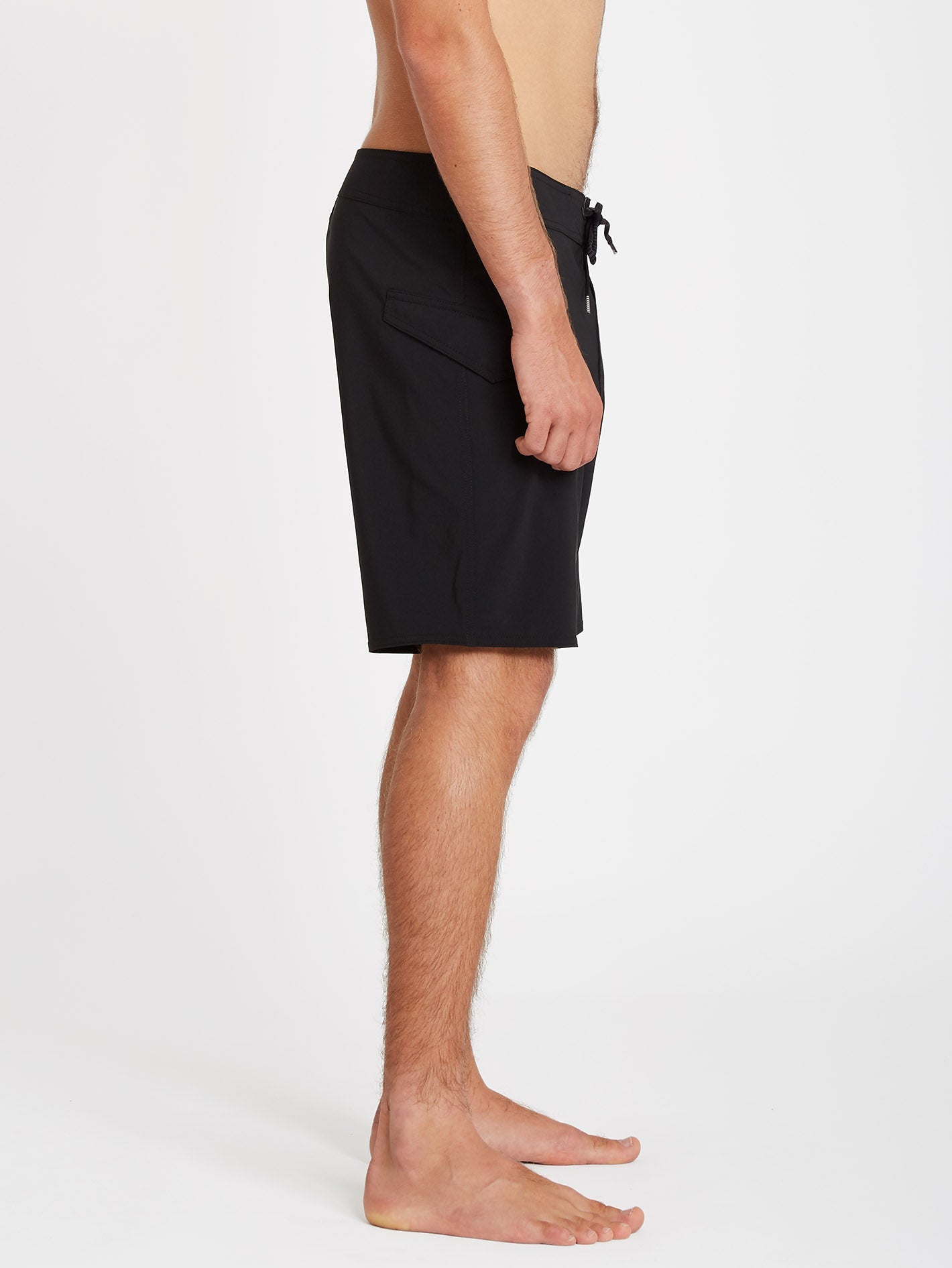 Lido Solid Mod 18" Boardshorts - BLACK