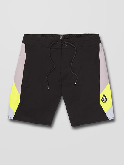 Redeemer Liberators 18" Boardshorts - BLACK