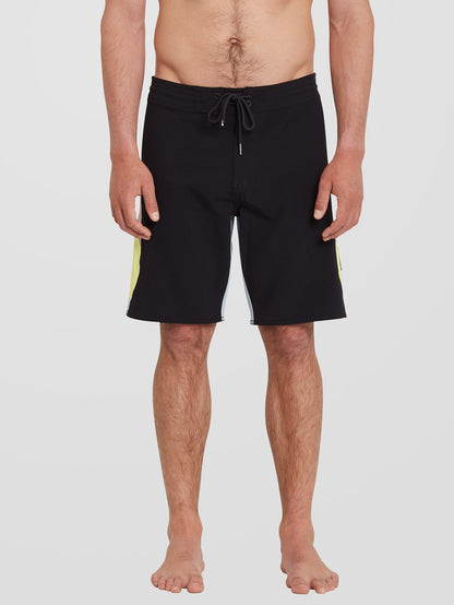 Redeemer Liberators 18" Boardshorts - BLACK