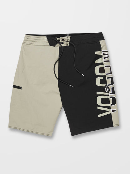 Surf Vitals Noa Deane 21" Boardshorts - BLACK