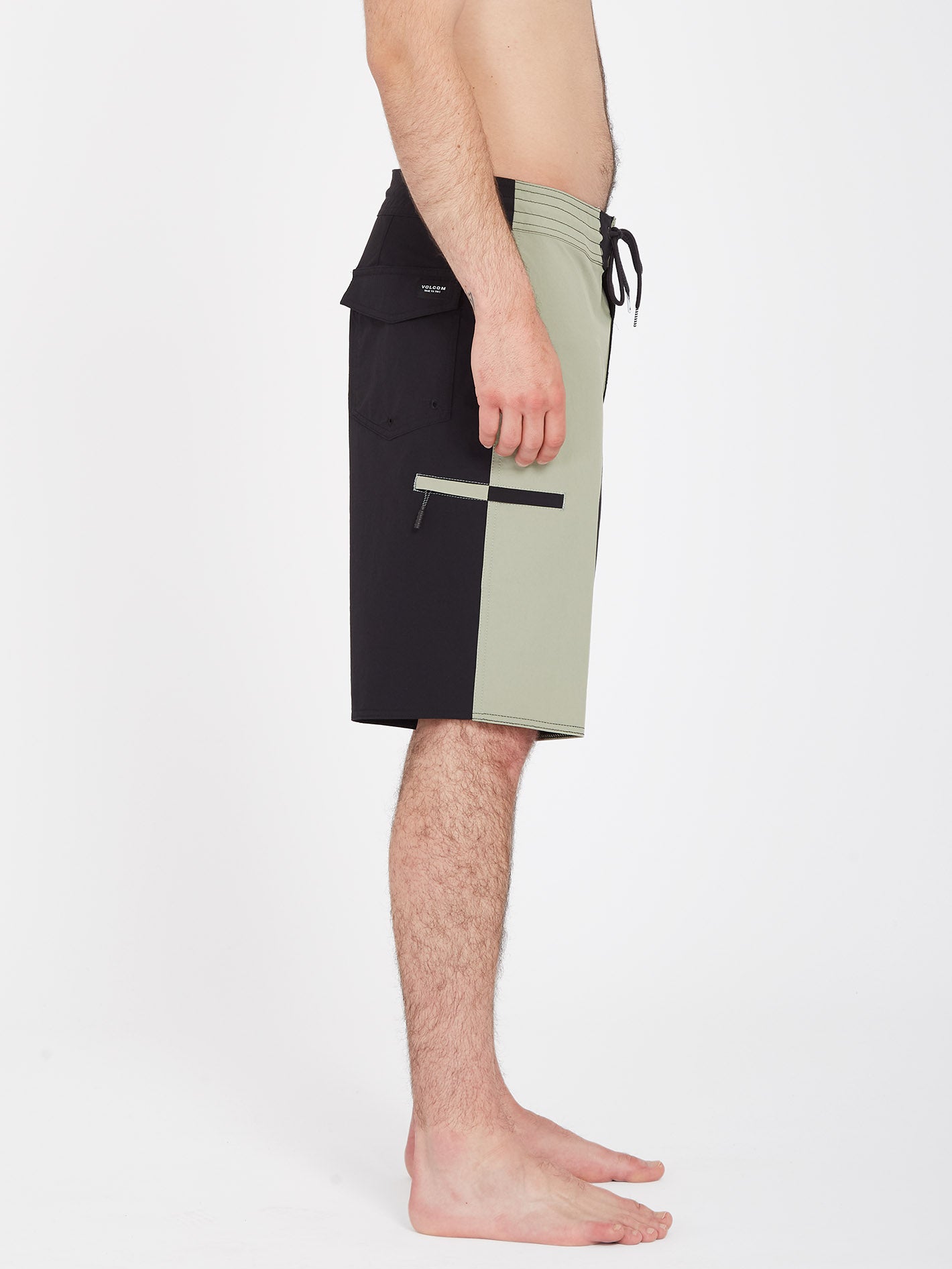 Surf Vitals Noa Deane 21" Boardshorts - BLACK