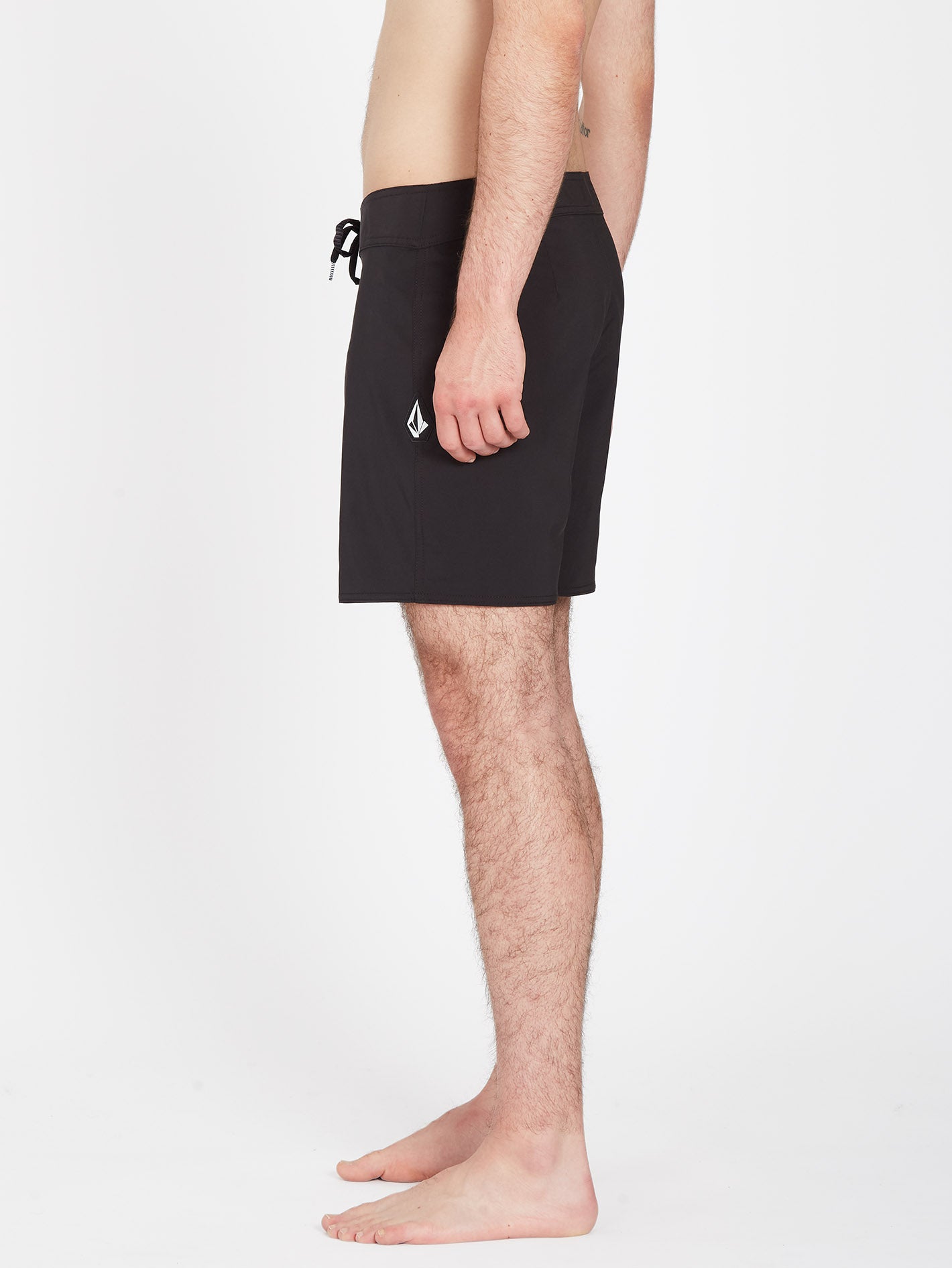 Lido Solid Mod 16" Boardshorts - BLACK