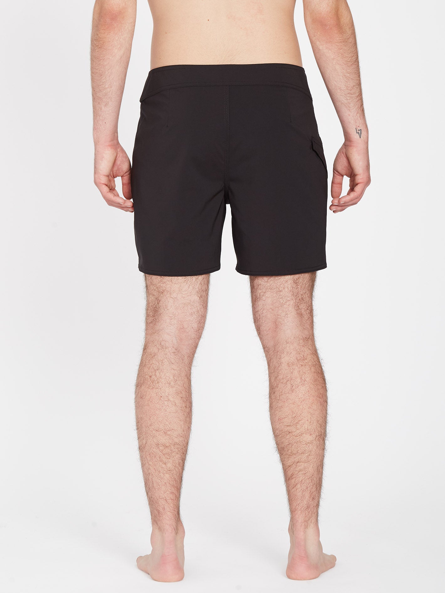 Lido Solid Mod 16" Boardshorts - BLACK