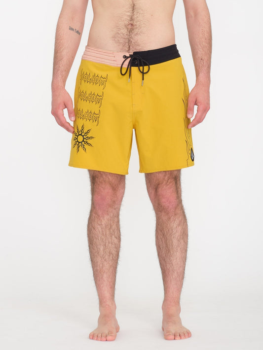 About Time Liberators 17" Boardshort - ZITRONE