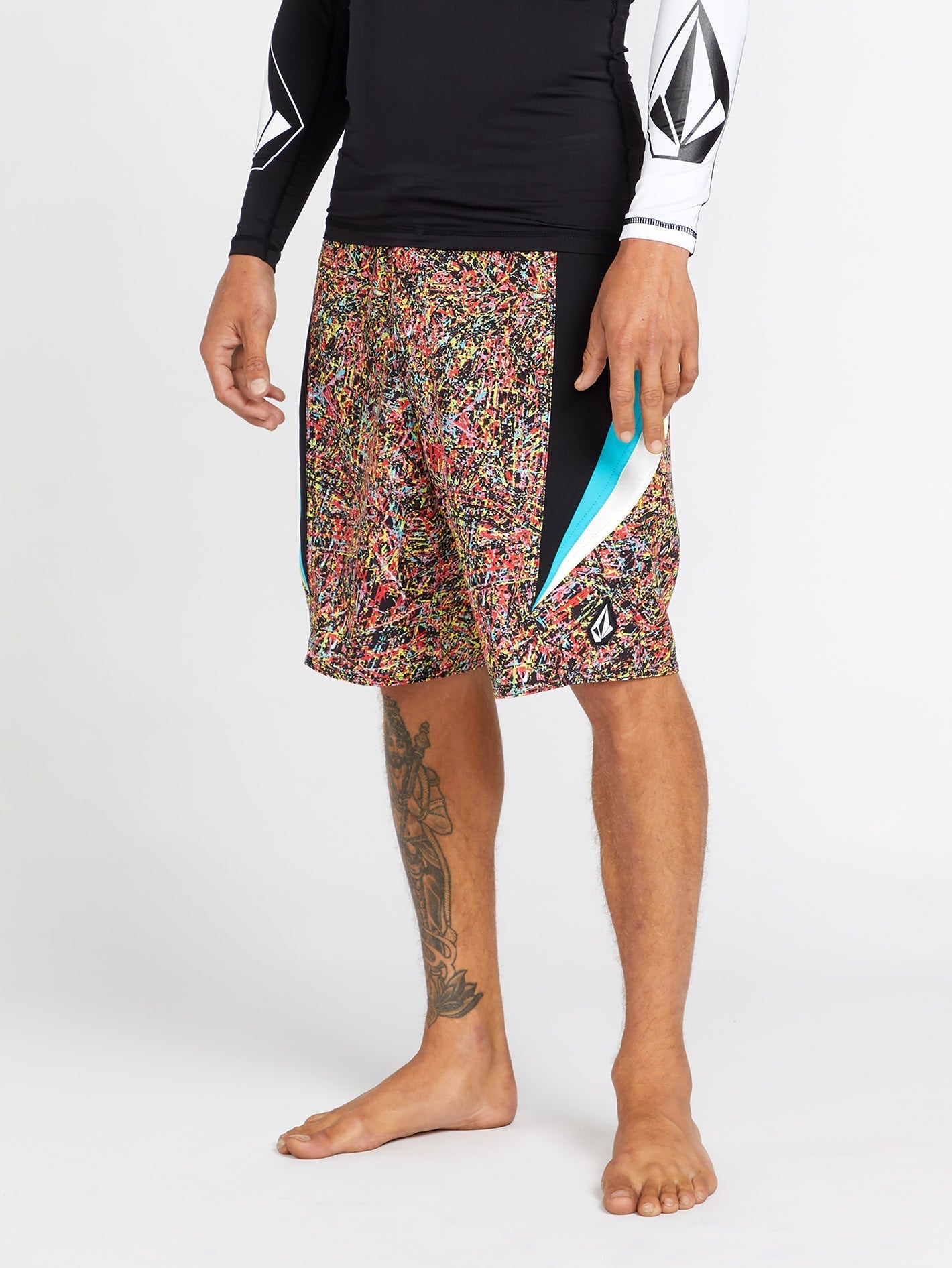 Surf Vitals J Robinson Mod 20" Boardshorts - Schwarz