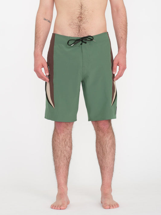 Surf Vitals J Robinson Mod 20" Boardshorts – FIR GRÜN