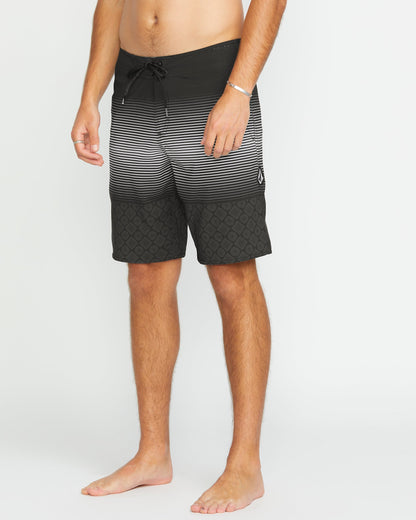 Lido Stripe Mod 20" Boardshorts - SCHWARZ