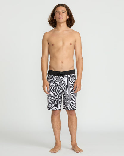 Infuse Scallop Mod 19" Boardshorts - Weiß Schwarz