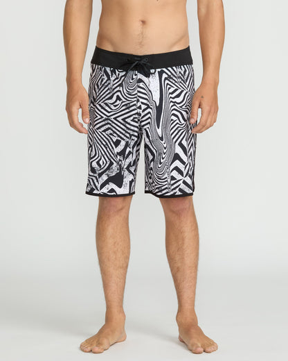 Infuse Scallop Mod 19" Boardshorts - Weiß Schwarz