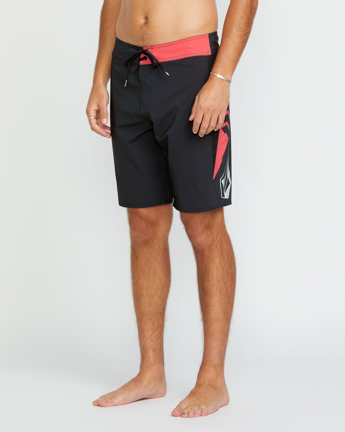 J Robinson Mod 20" Boardshorts - SCHWARZ