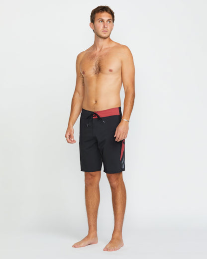 J Robinson Mod 20" Boardshorts - SCHWARZ