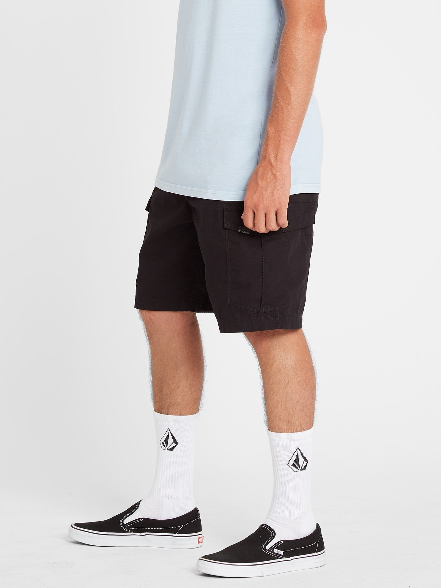 Miter Iii Cargo 20" Shorts - Black