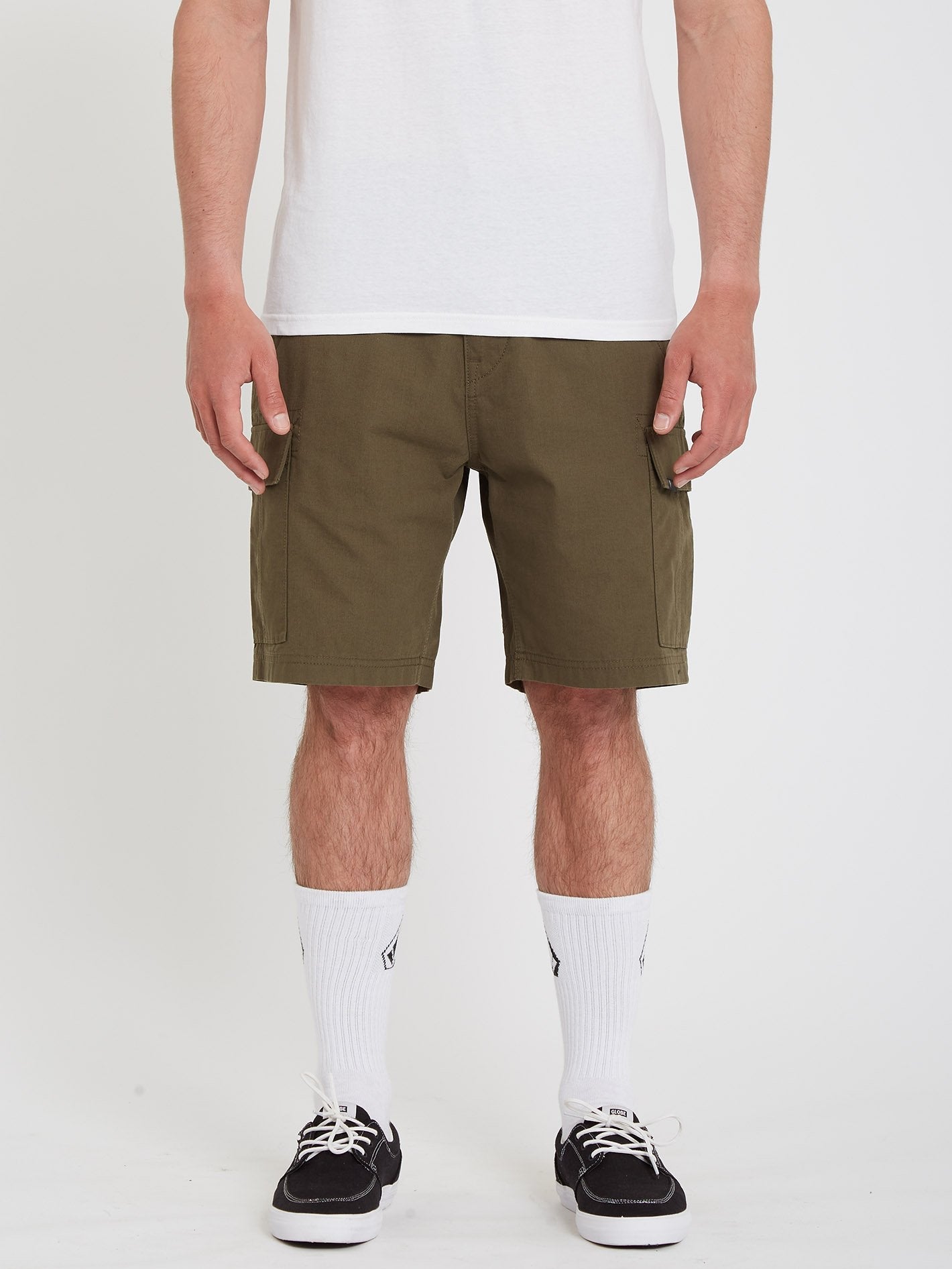 March Cargo Shorts - MILITÄR