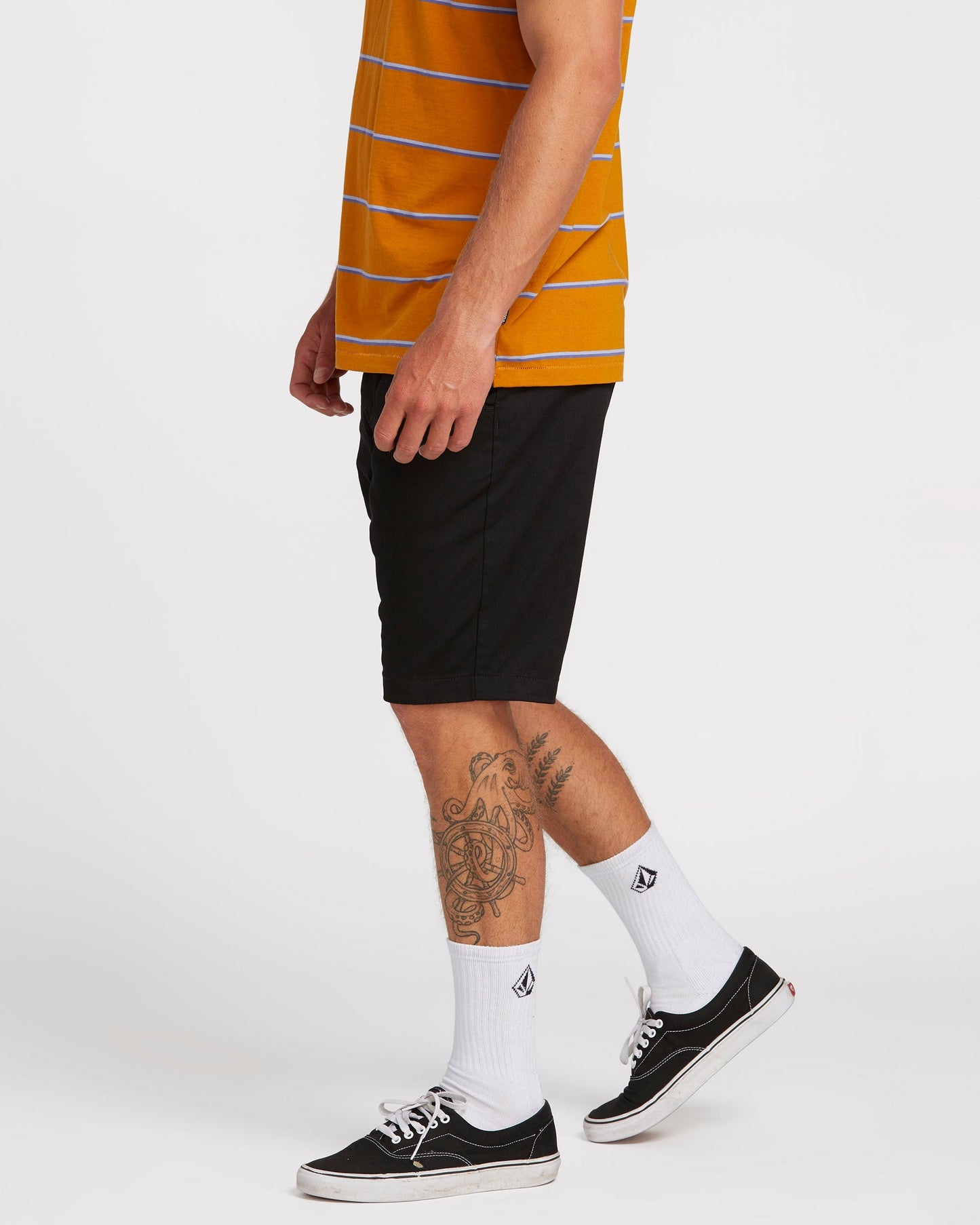 Frickin Modern 21" Stretch Shorts - BLACK