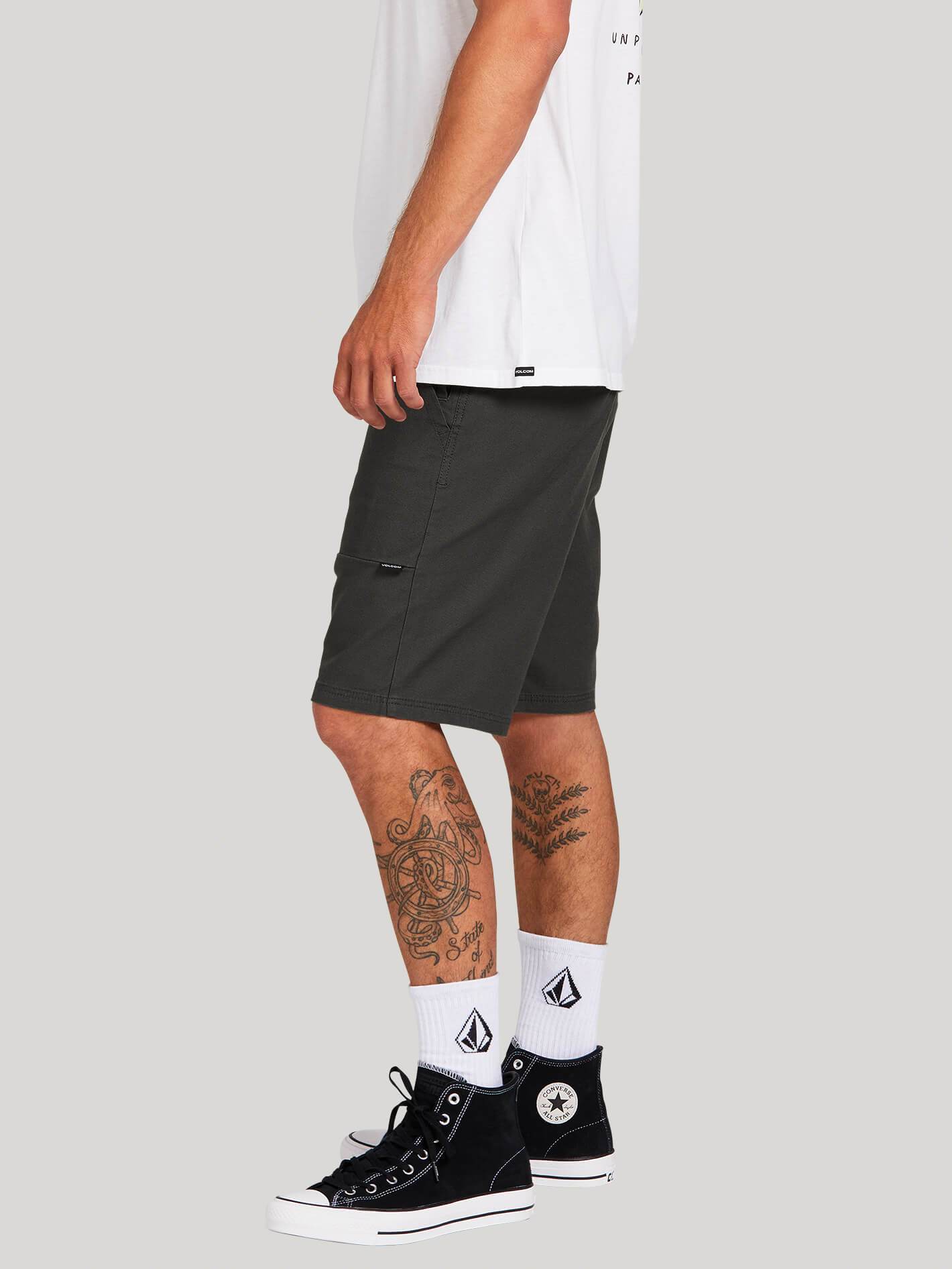 Clockworks 20" Shorts - DARK CHARCOAL