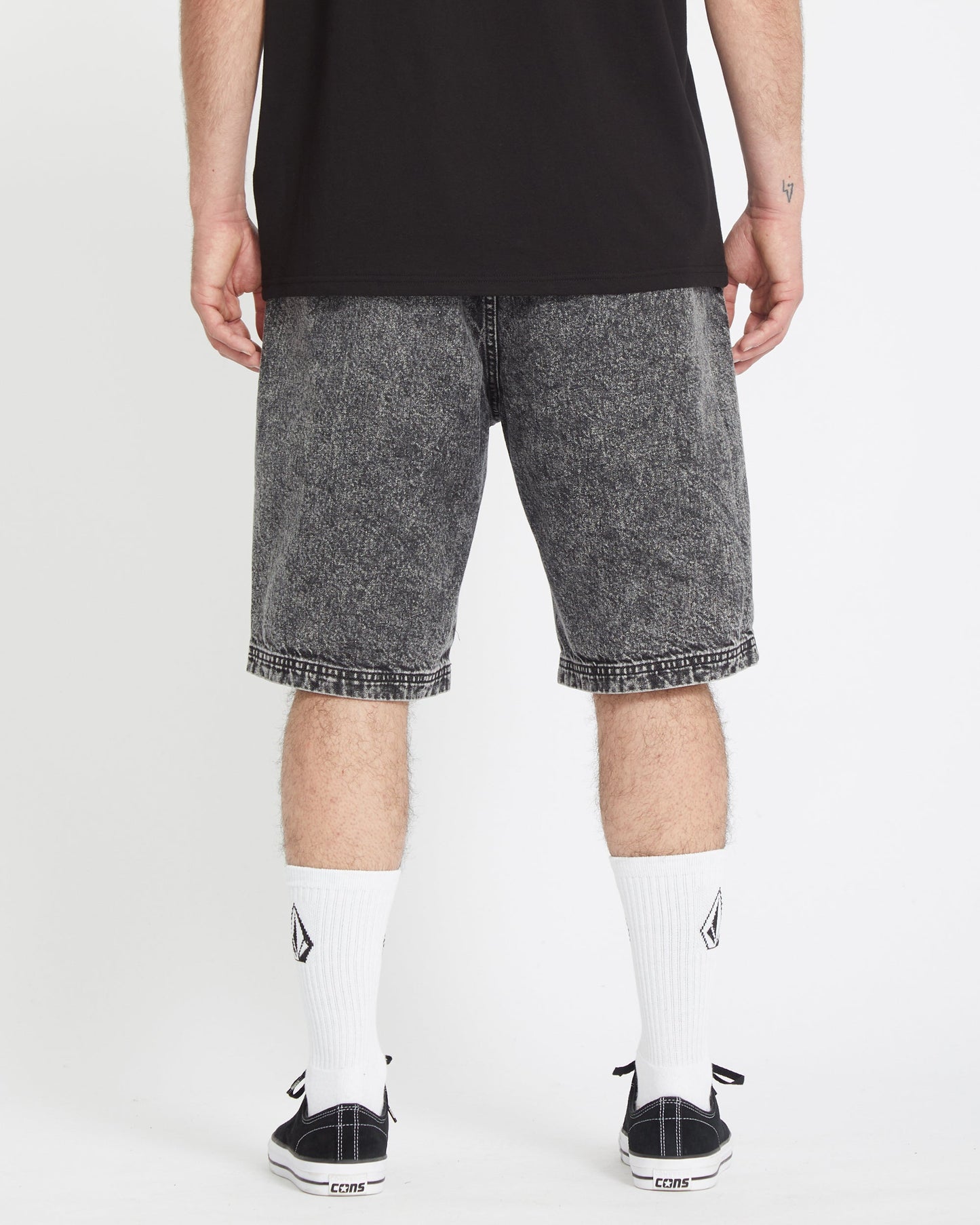 Freazy – Lockere Shorts mit elastischer Taille, 22 Zoll – Helles Säureschwarz