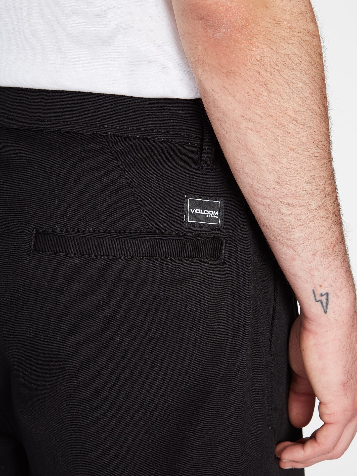 Pleated Chino Pants - BLACK
