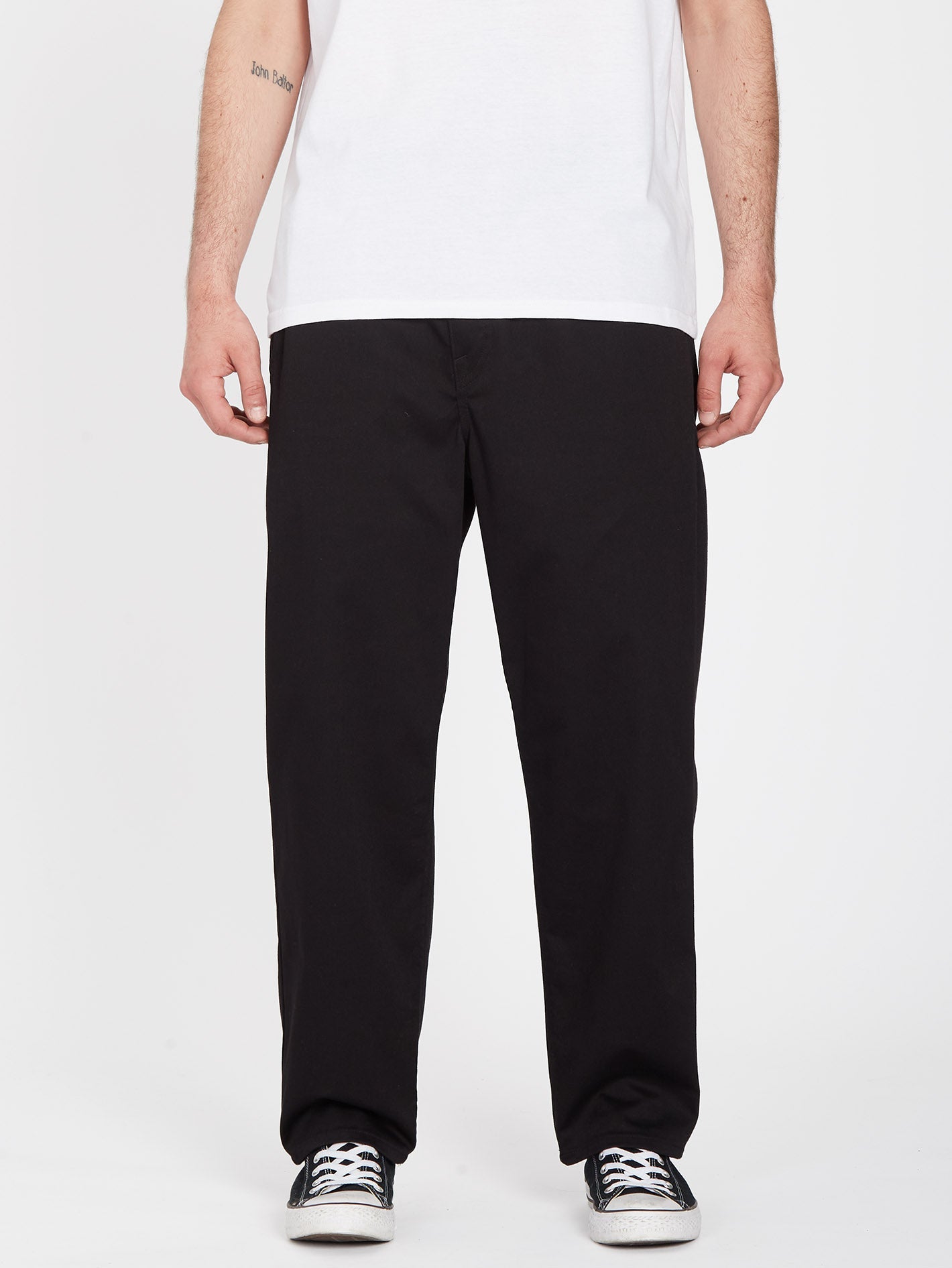 Pleated Chino Pants - BLACK