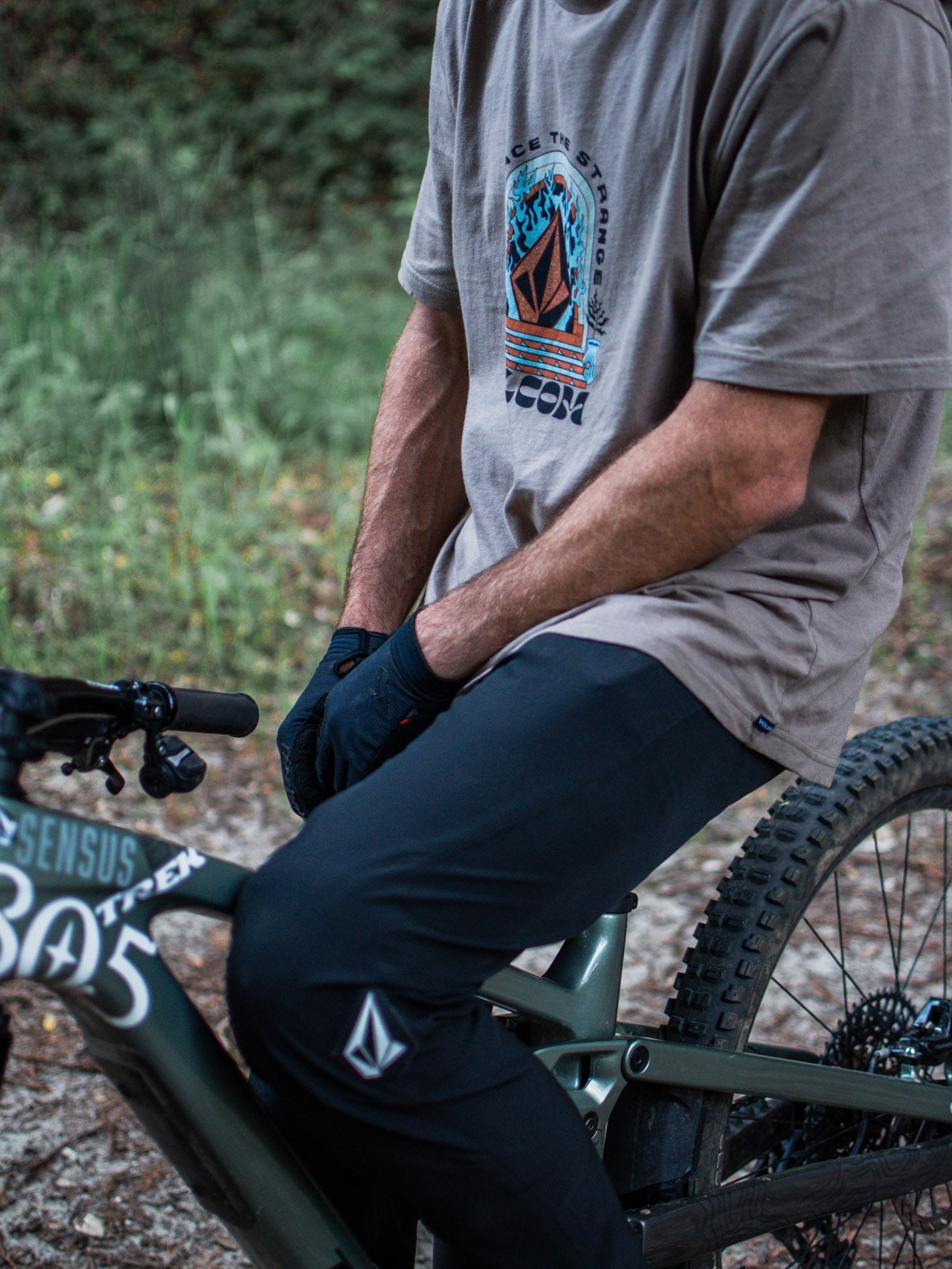Trail Ripper Pants - BLACK