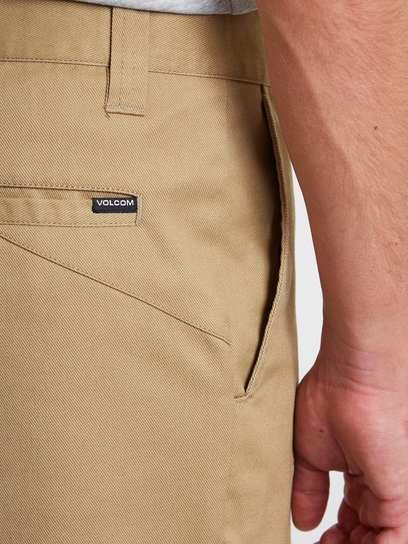 Loose Trucks Chino Pants - DARK KHAKI