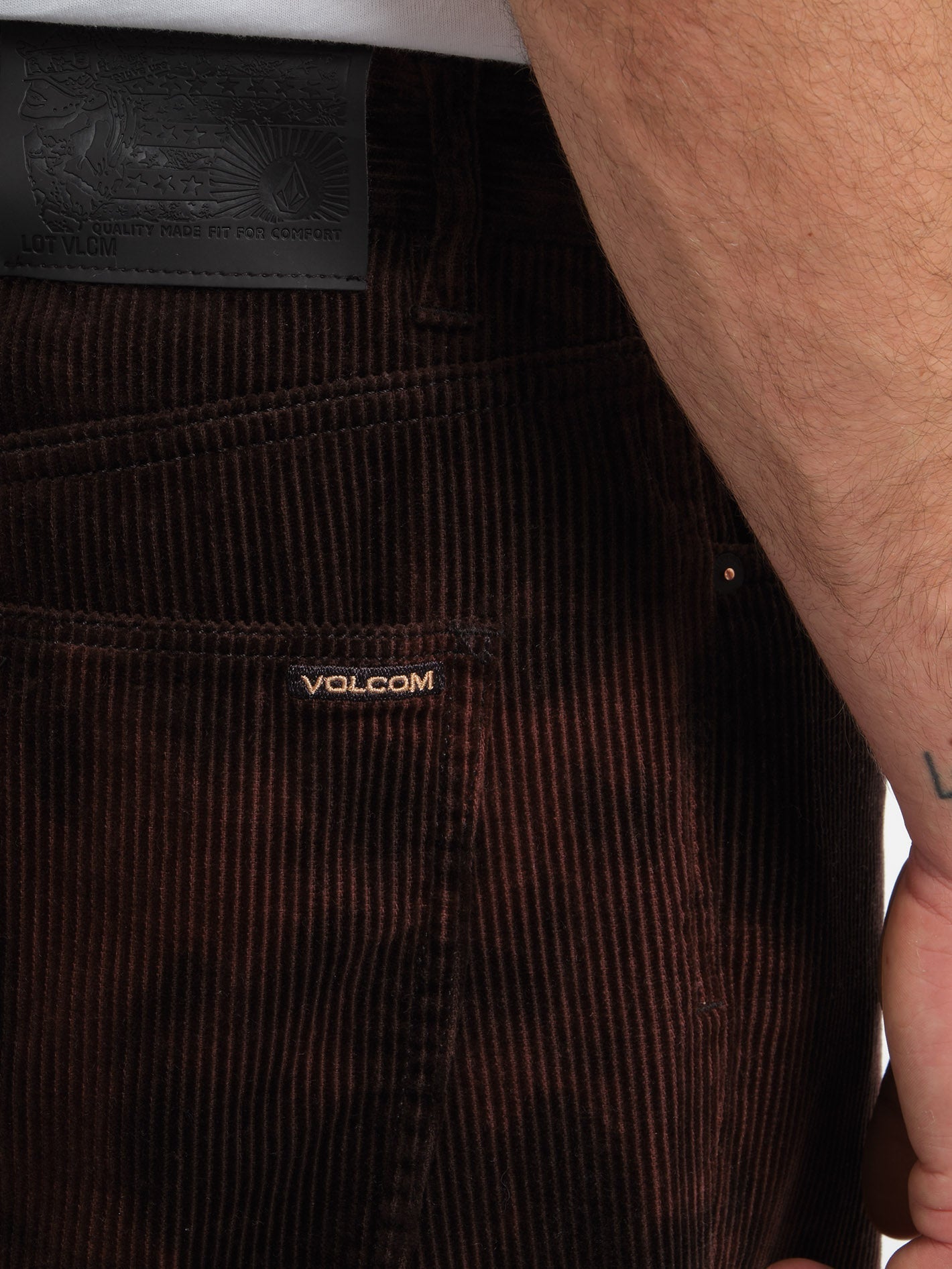 Billow Tapered Ribbed Pants - BITTERSCHOKOLADE