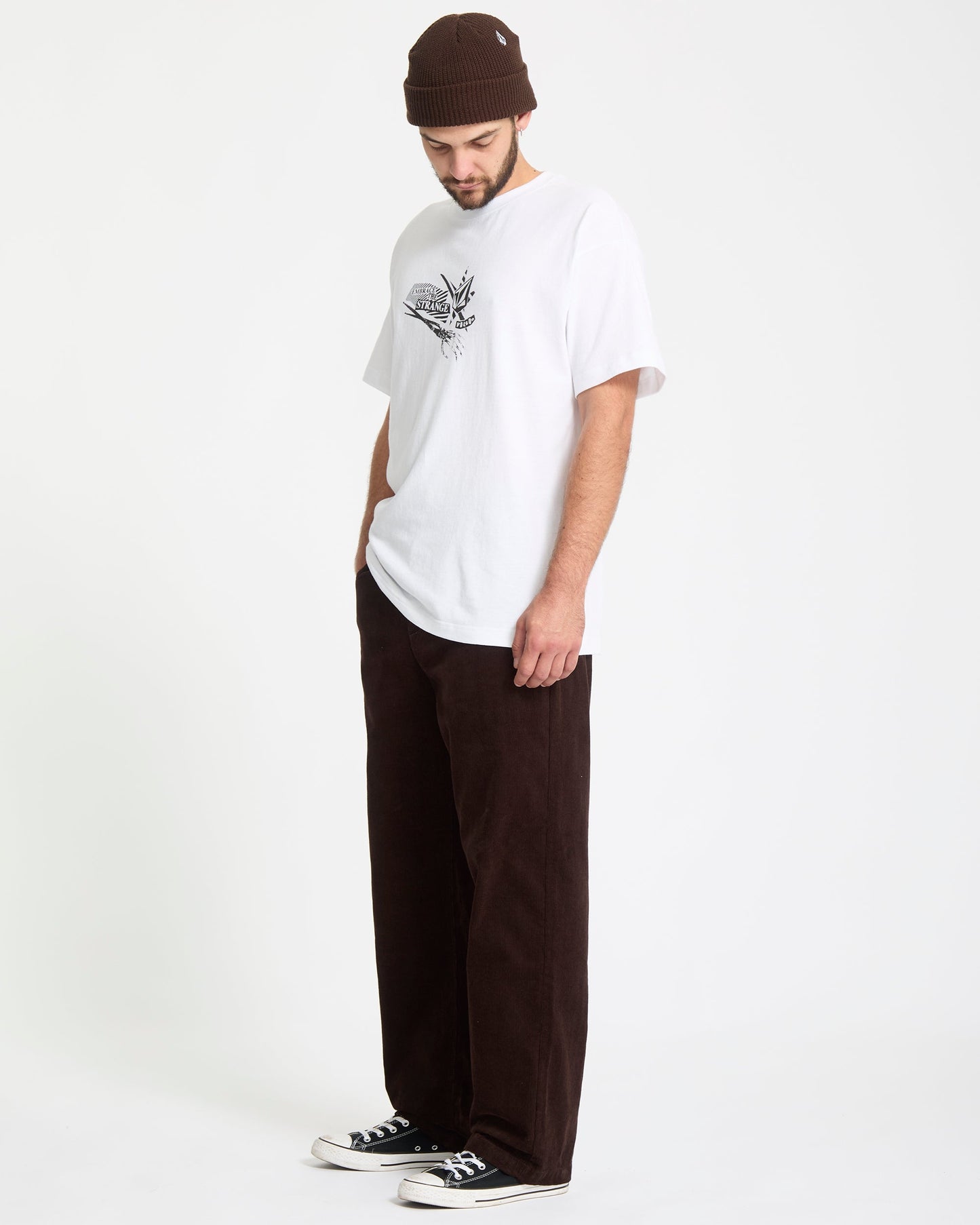 Frickin – Lockere, konisch zulaufende Cordhose – Kakao