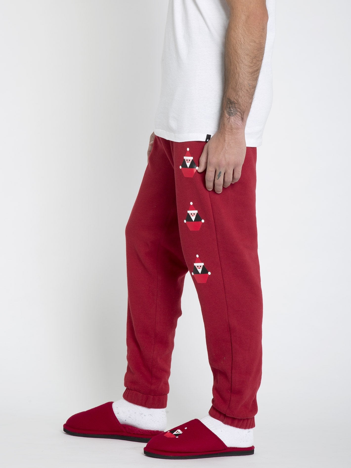 SANTASTONE FLEECE JOGGERS - DEEP RED