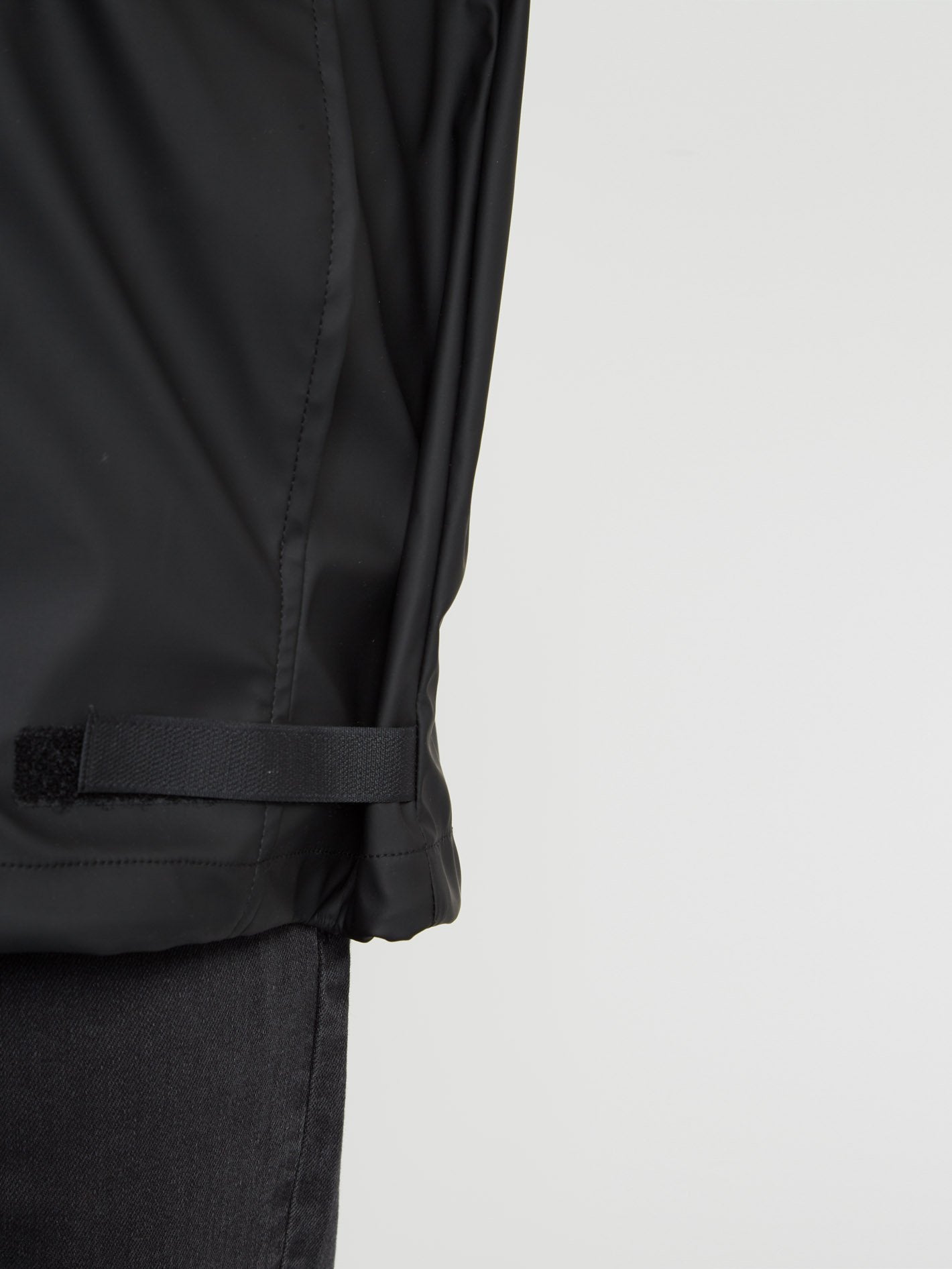V-Smock-Jacke – SCHWARZ