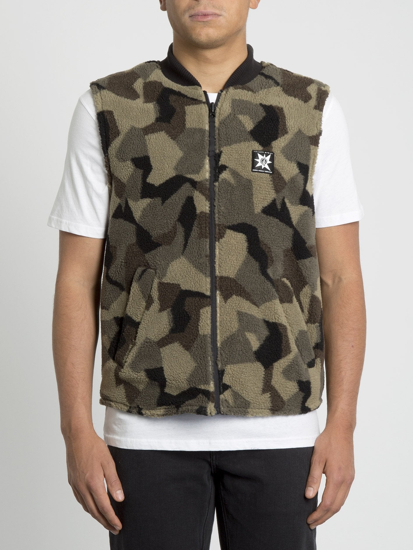 AP#2 Polarjacke – Camouflage (UNISEX)