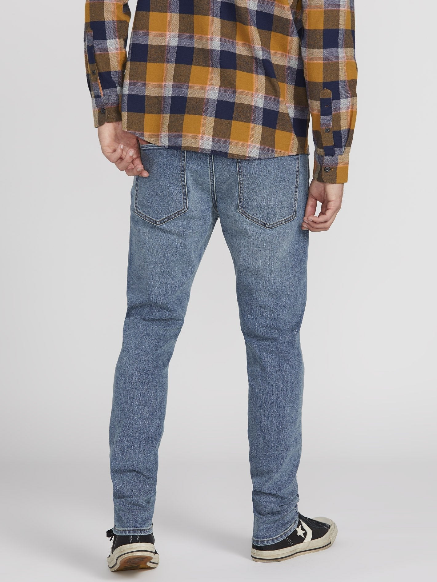 Solver Tapered Jeans - SLATE BLUE