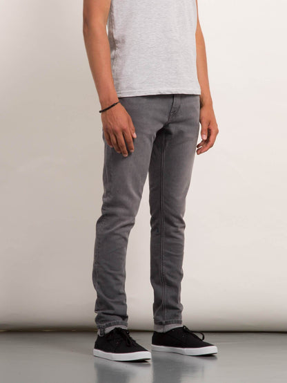 2X4 Tapered Jeans - Zementgrau