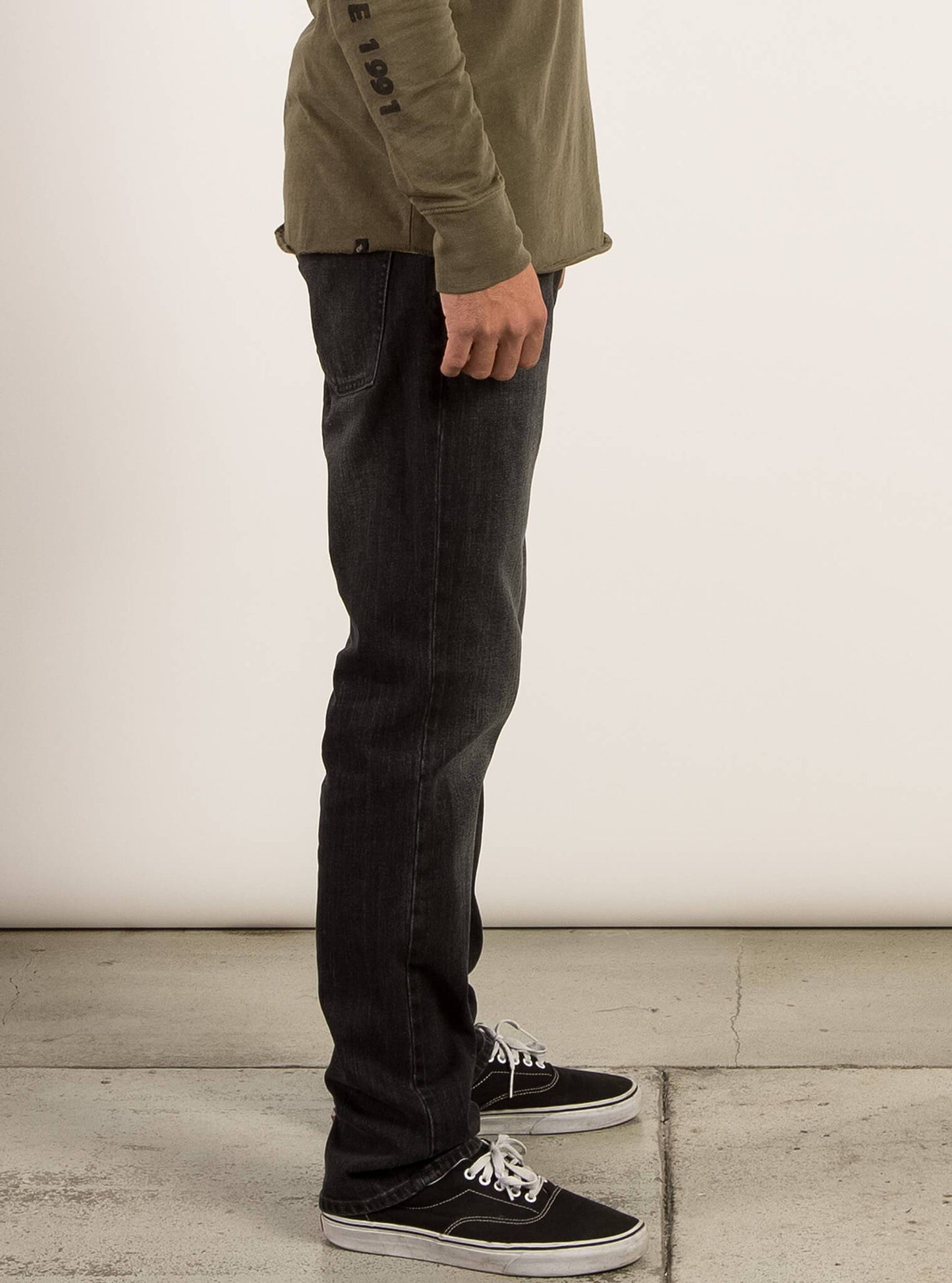 Kinkade Tapered Jeans – Premium Wash Black