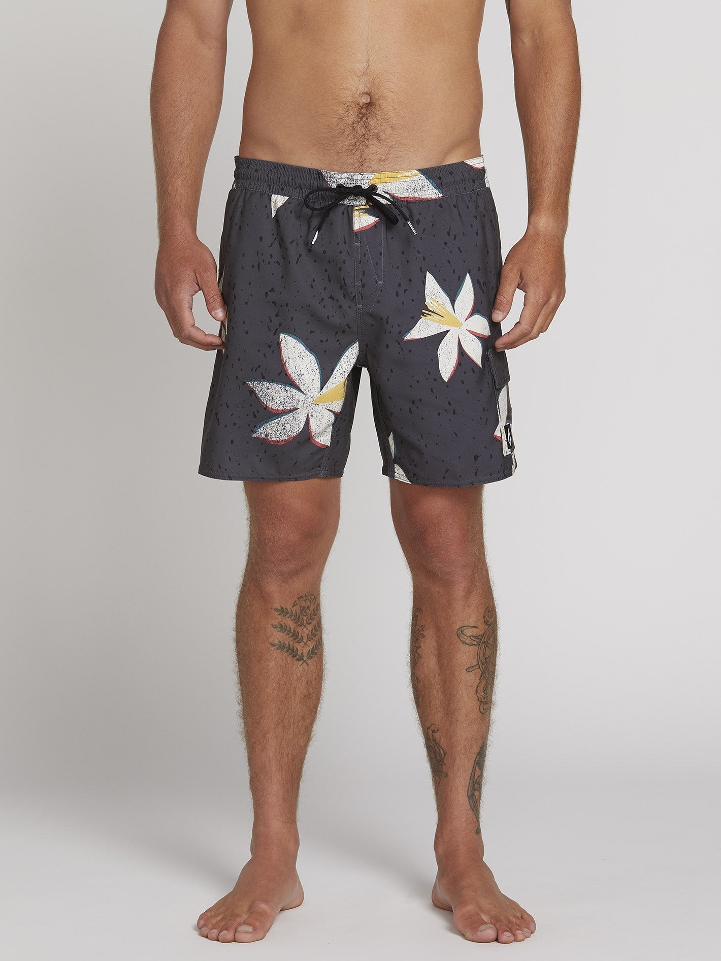 True Trunks 17" Boardshorts - Asphaltschwarz