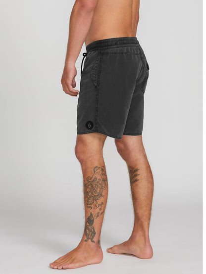 Center Trunk 17" Boardshorts - SCHWARZ