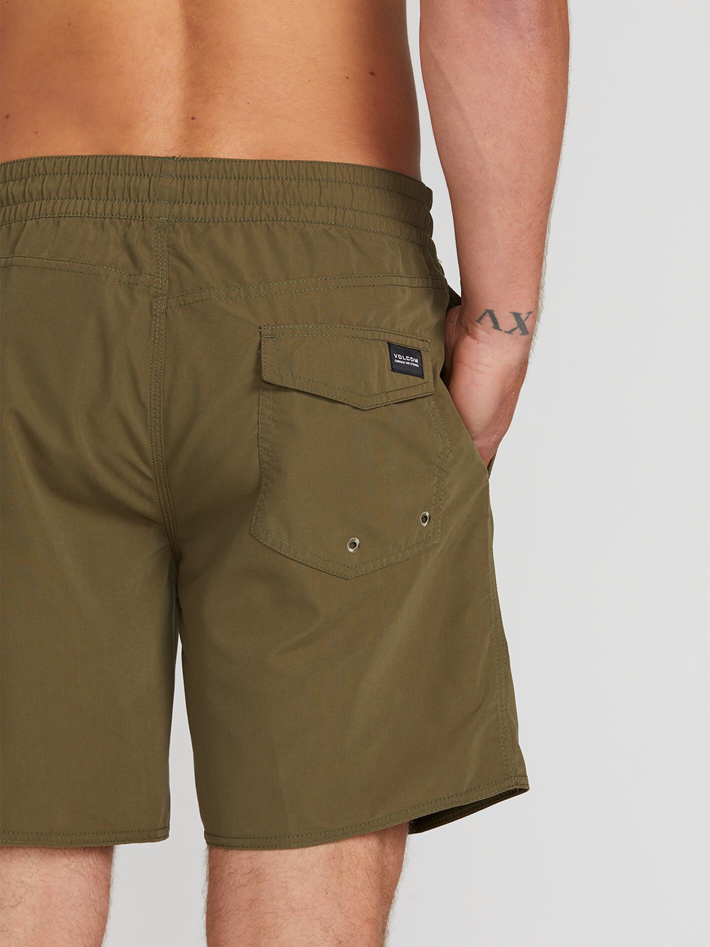 Lido Solid Trunk 16" Boardshorts - MILITÄR