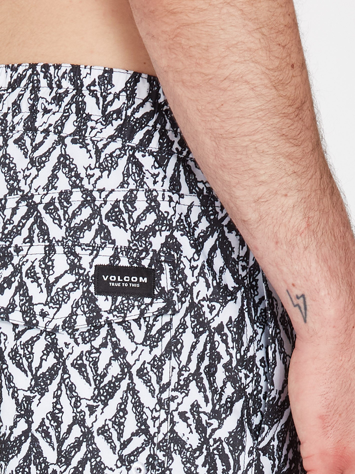 Justin Hager 17" Boardshorts - WEISS