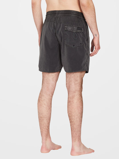 Center Trunk 17" Boardshorts - SCHWARZ